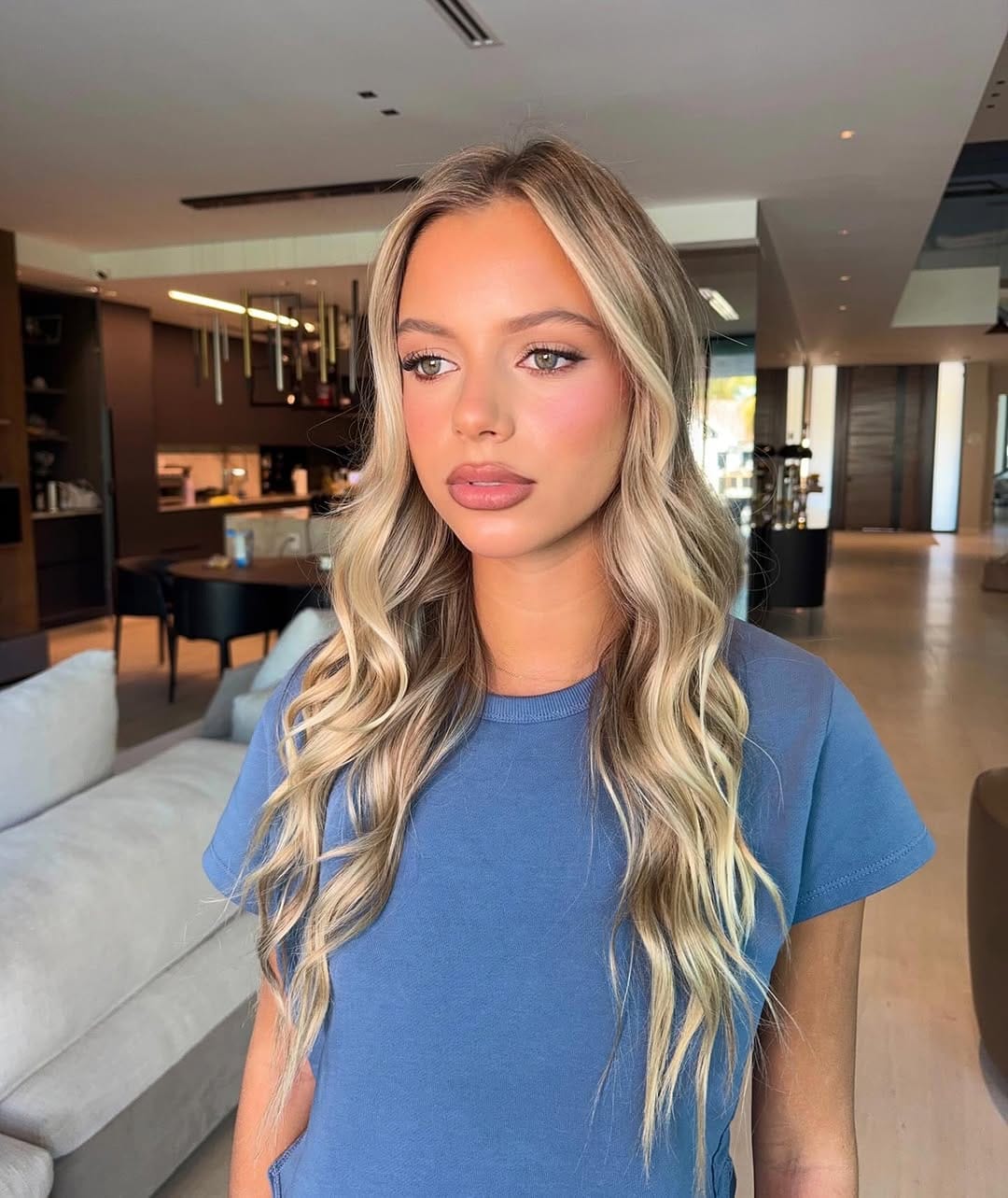 Post 4 by Sabrina Ouknine MIAMI MAKEUP ARTIST on Instagram (carousel)
