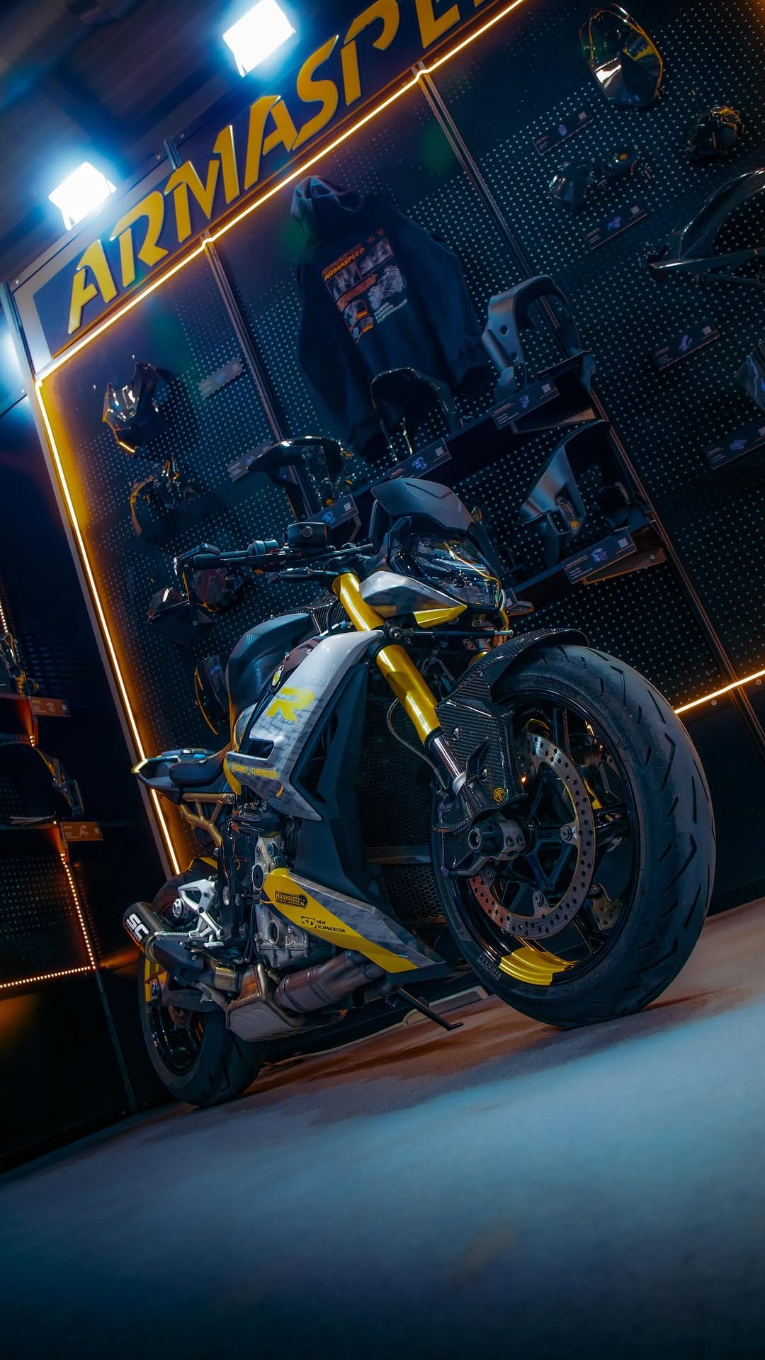 Post 5 by Rio | Moto Content Creator on Instagram (video)