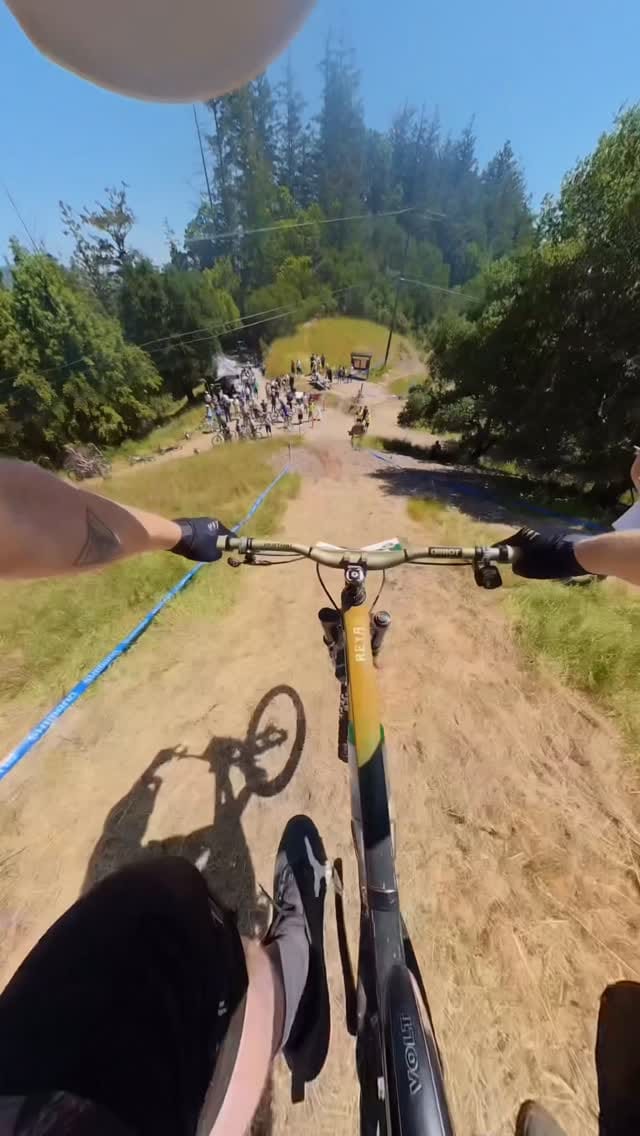 Post 3 by Teddy Hayden on Instagram (video)