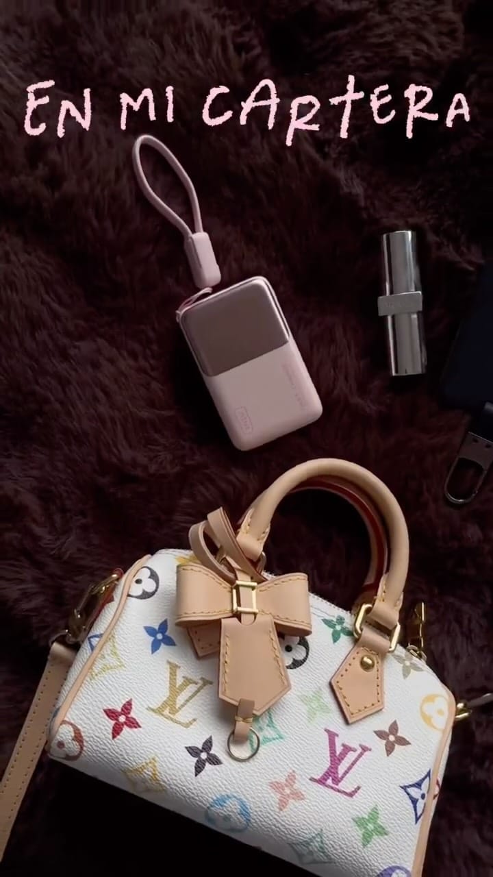 Post 10 by Maria Paulina Román Marquez on Instagram (video)