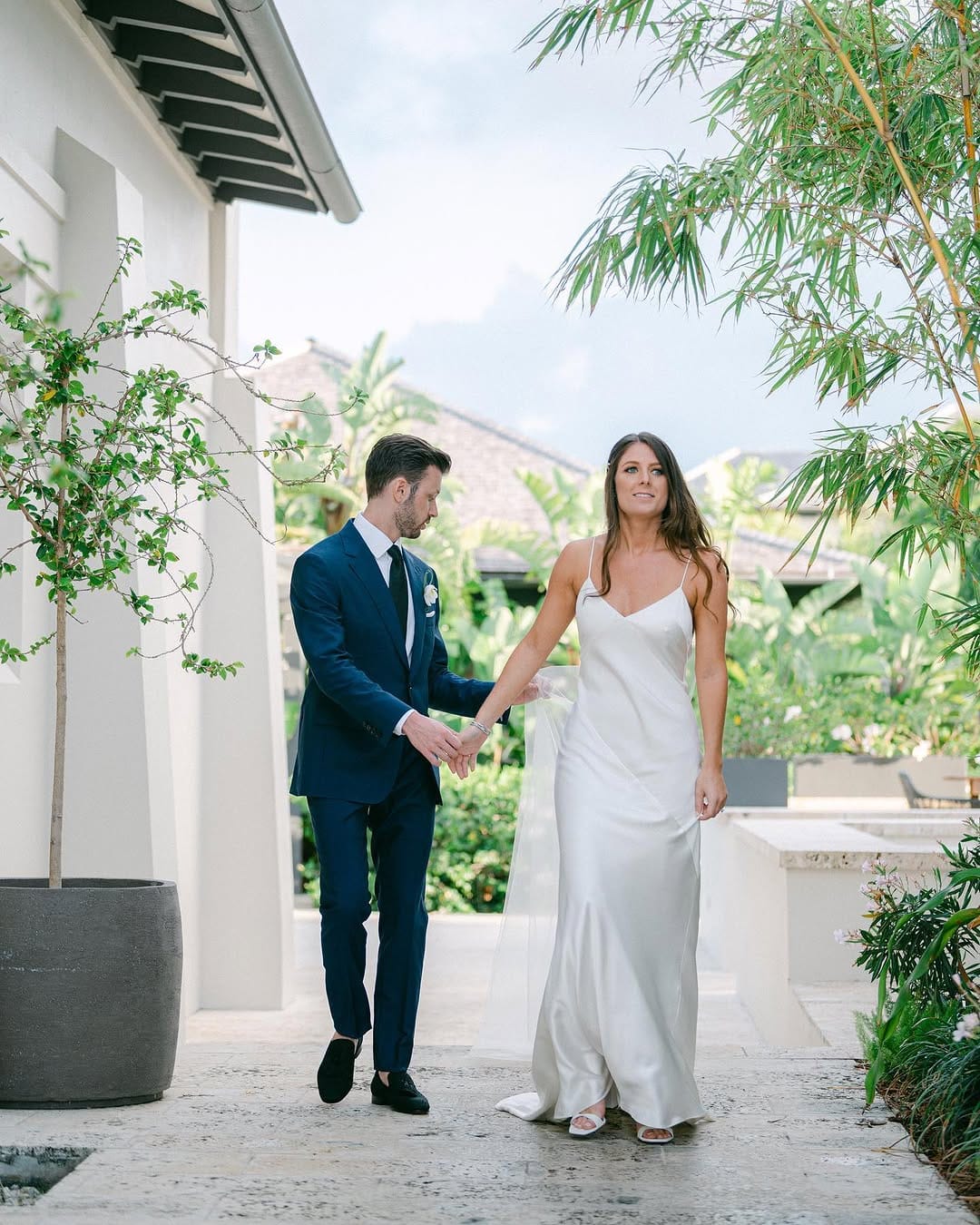 Post 10 by Wedding Photography & Portraits + Videography on Instagram (carousel)