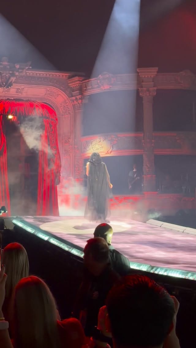 Post 4 by Luis Martínez on Instagram (video)