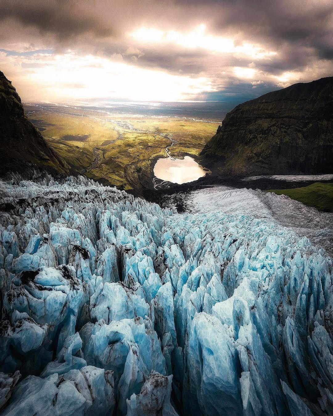 Post 6 by Ryan Newburn on Instagram (image)
