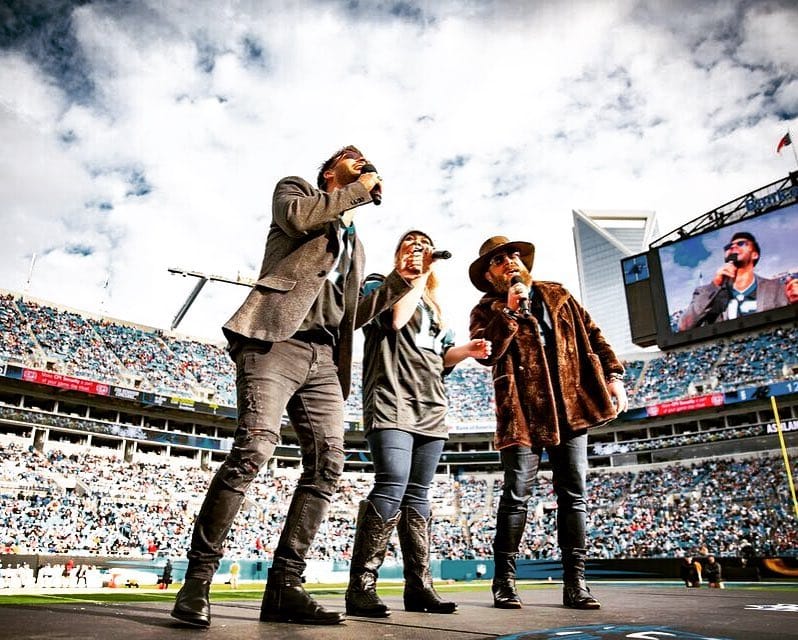 Post 10 by Mitchell Lee on Instagram (image)