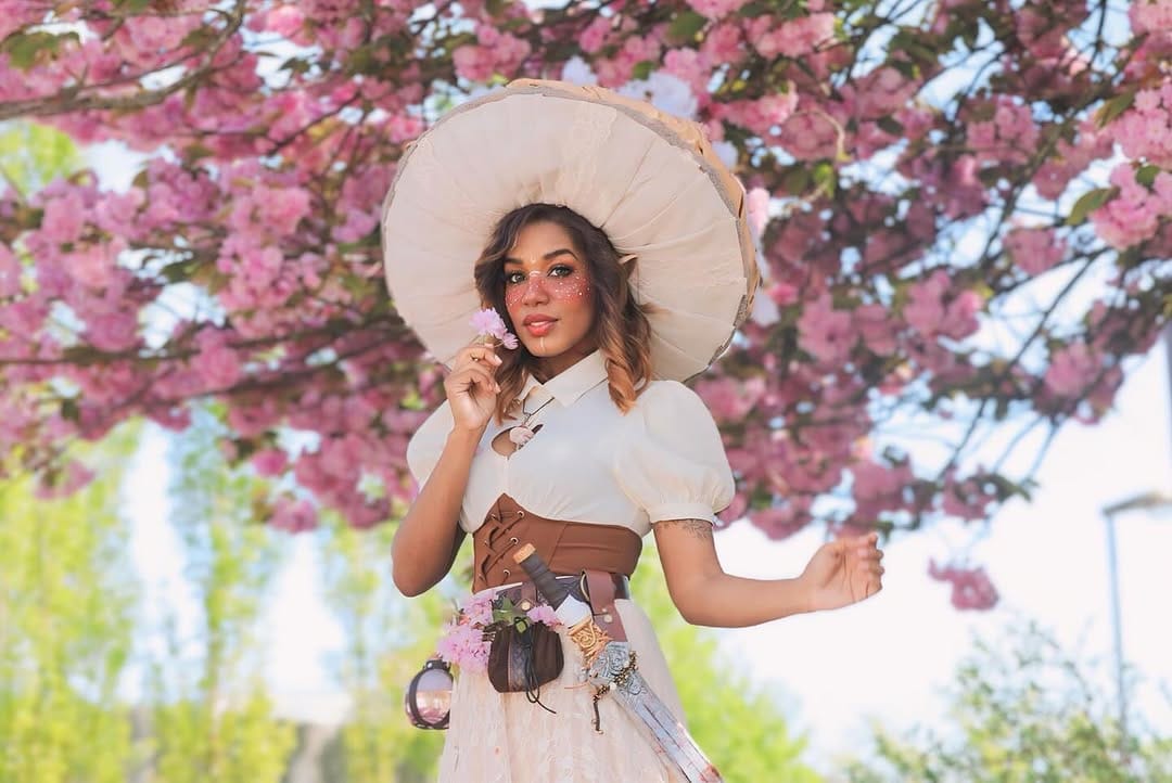 Post 8 by Myriam McFly on Instagram (carousel)