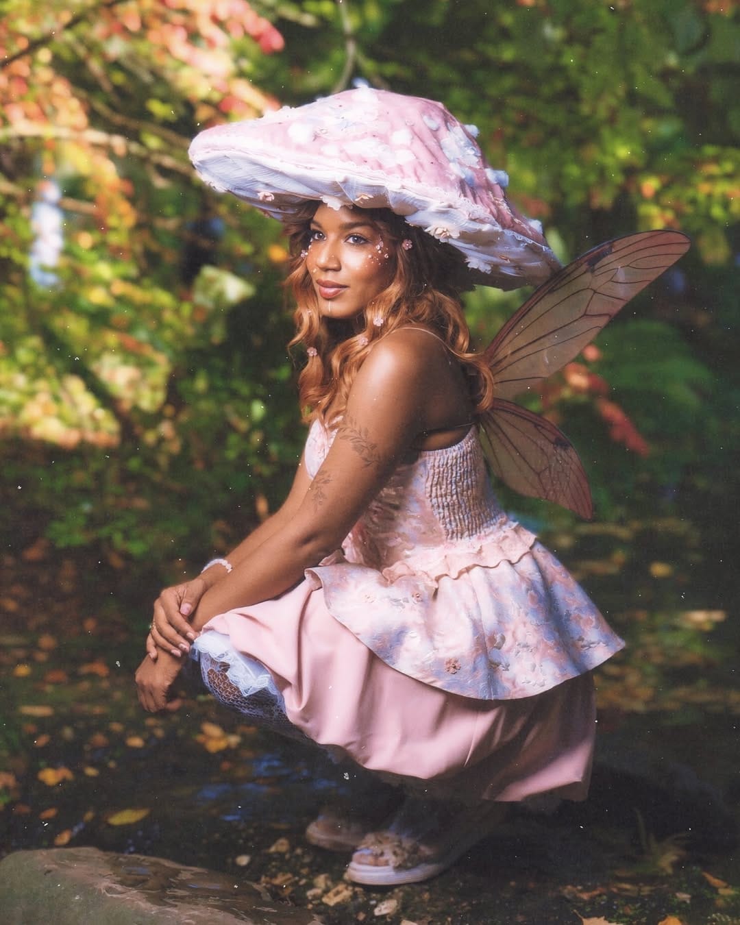 Post 5 by Myriam McFly on Instagram (carousel)