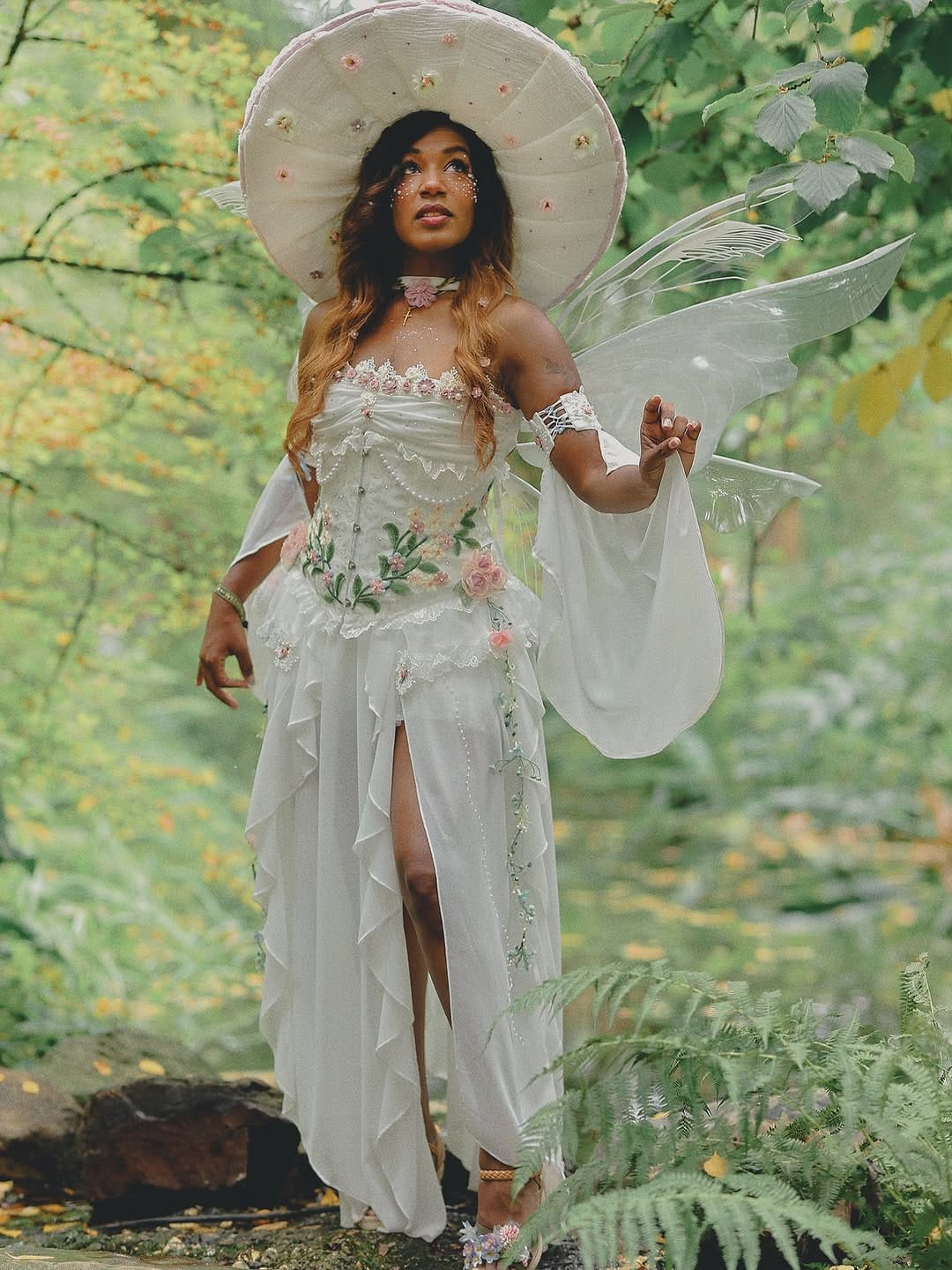 Post 3 by Myriam McFly on Instagram (carousel)