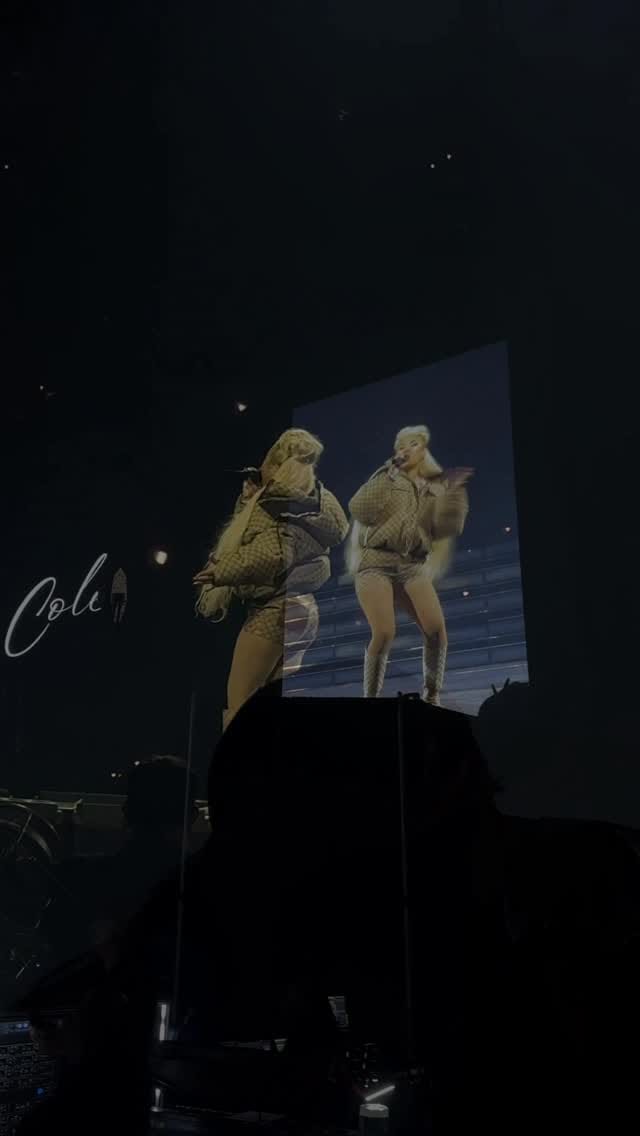 Post 5 by LOS ANGELES / DALLAS MAKEUP ARTIST on Instagram (video)