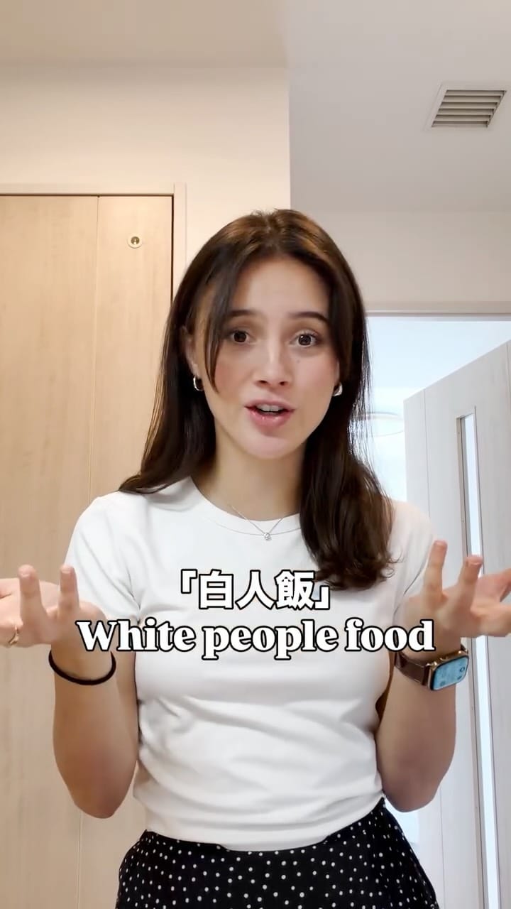 Post 1 by Christina 靠右邊走 on Instagram (video)