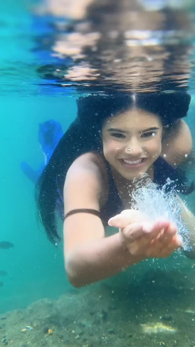 Post 5 by Gilberto Oropesa / Gold Photography Miami on Instagram (video)