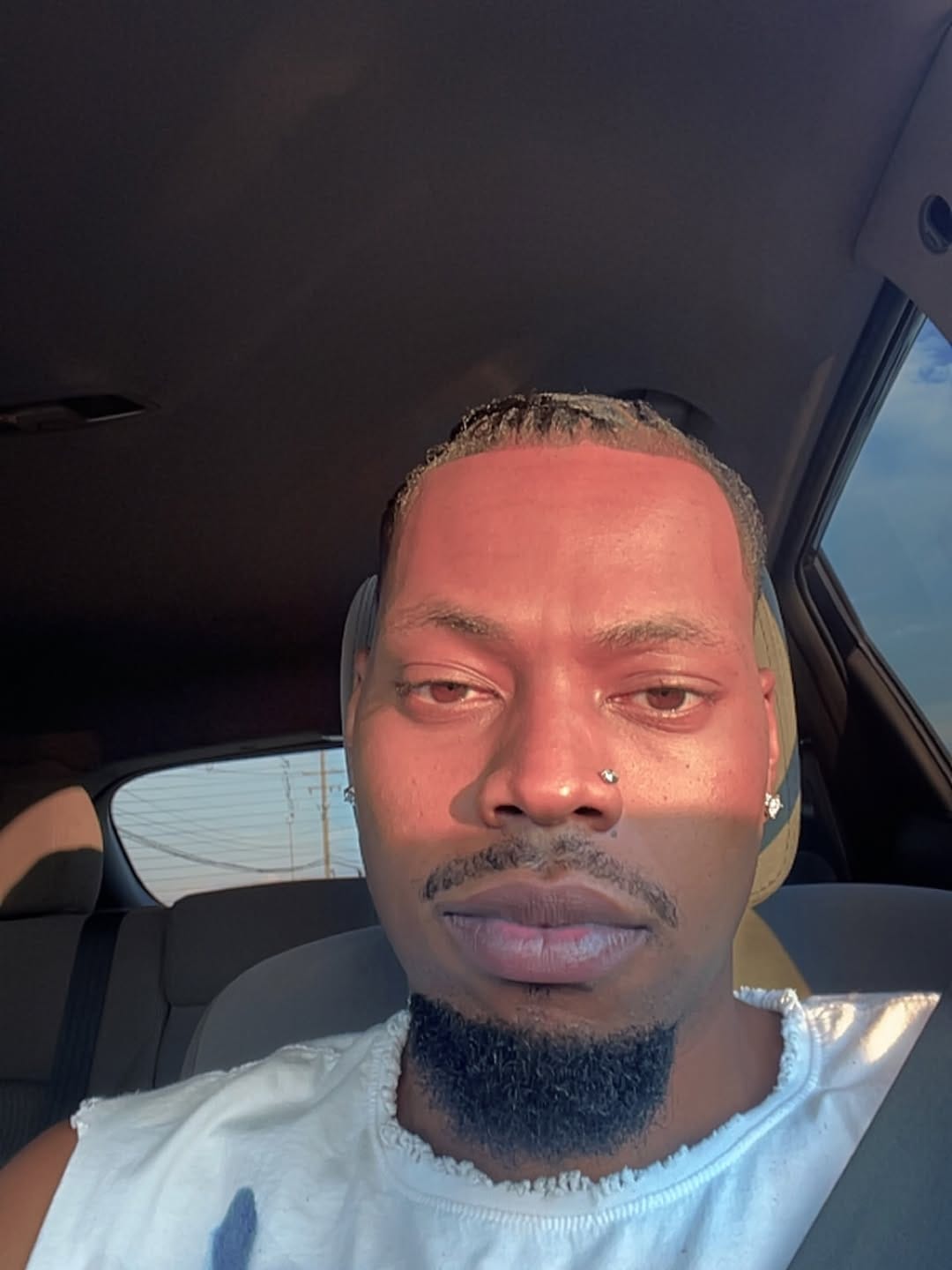 Post 8 by Your favorite 🤭 on Instagram (carousel)
