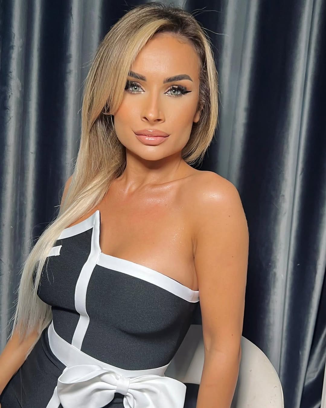 Post 10 by 𝕃𝕠𝕣𝕖𝕕𝕒𝕟𝕒 𝕊𝕒𝕩 on Instagram (image)