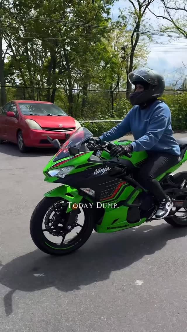 Post 6 by L2ride2 Motorcycle School NYC on Instagram (video)