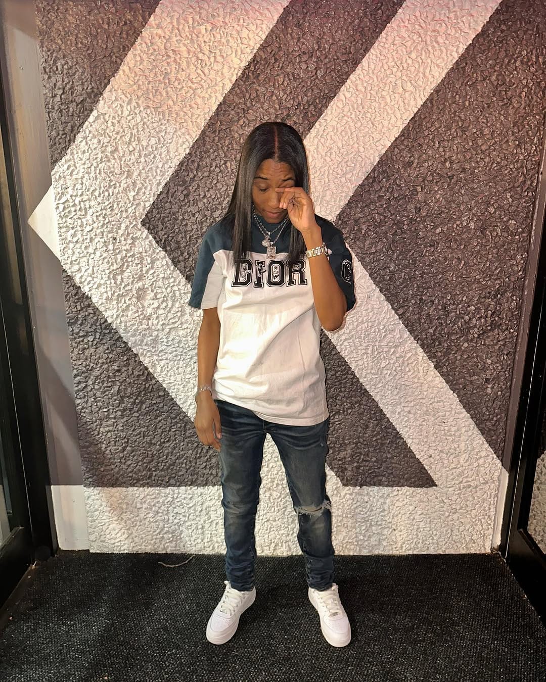 Post 10 by The Greatt 🔱 on Instagram (carousel)