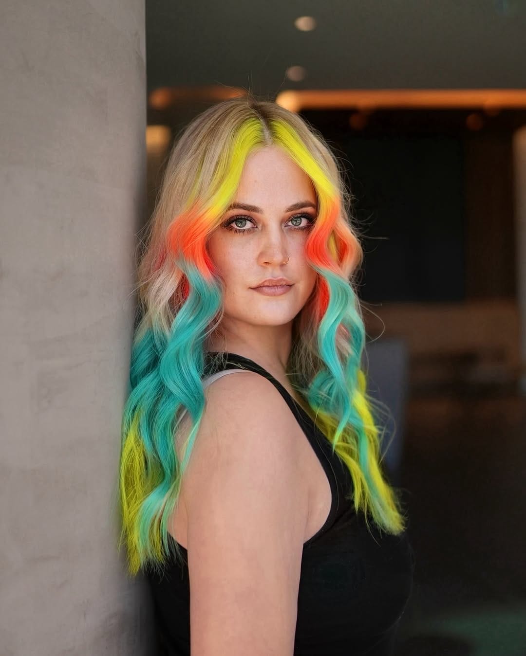Post 9 by 𝐂𝐚𝐦𝐞𝐫𝐨𝐧 𝐍𝐢𝐜𝐡𝐨𝐥𝐬 // 𝐃𝐞𝐧𝐯𝐞𝐫 𝐒𝐭𝐲𝐥𝐢𝐬𝐭 on Instagram (carousel)