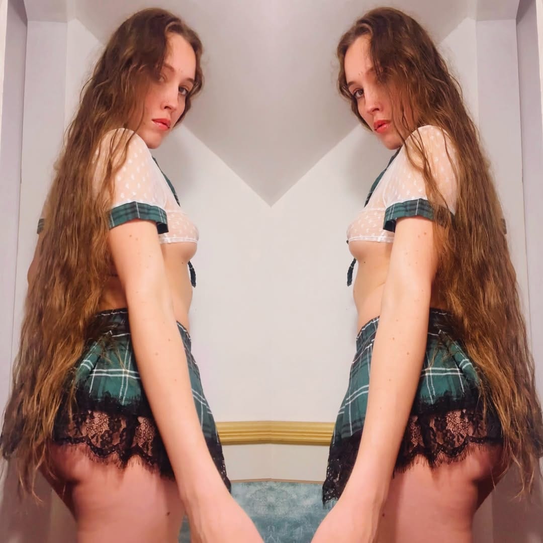Post 2 by 🌹Rose 🥀 on Instagram (image)