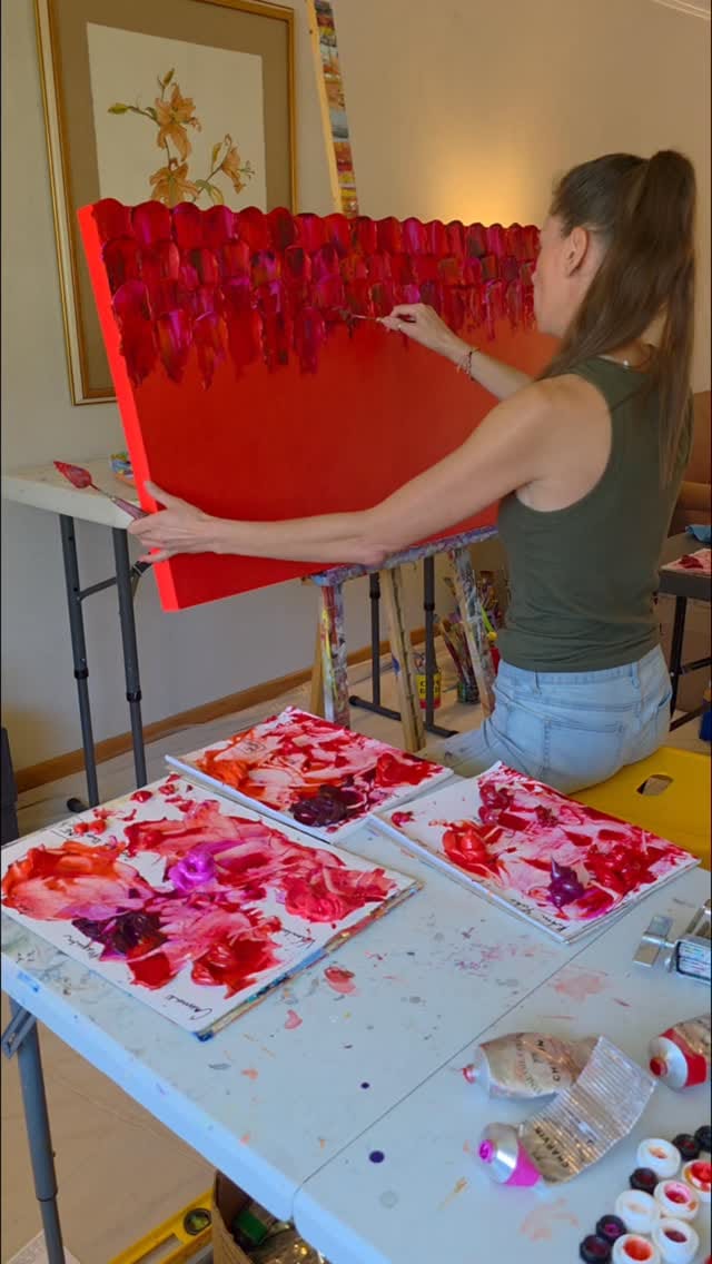 Post 1 by Artist 🍭Melissa Ellis on Instagram (video)