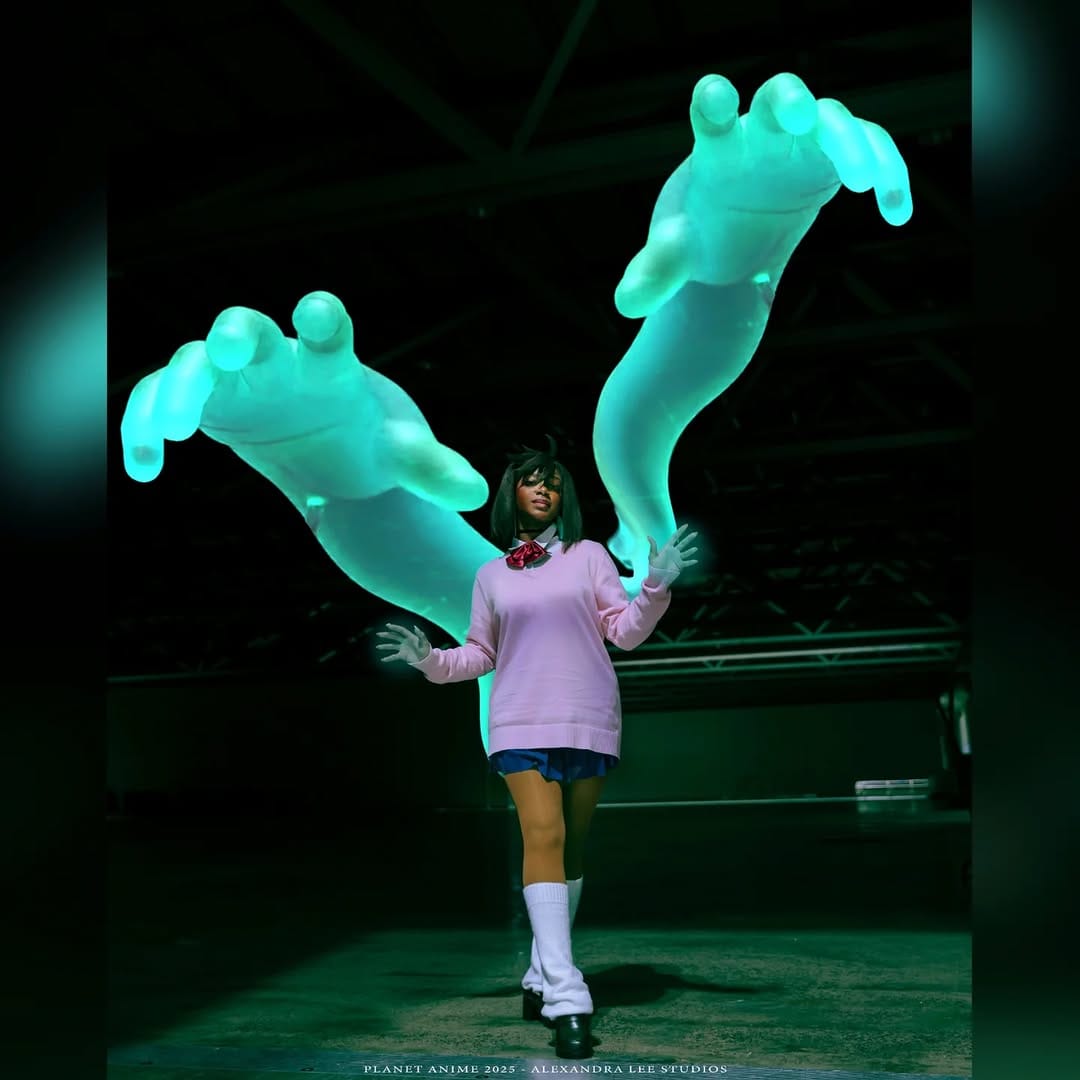 Post 8 by j'adore cosplay on Instagram (carousel)