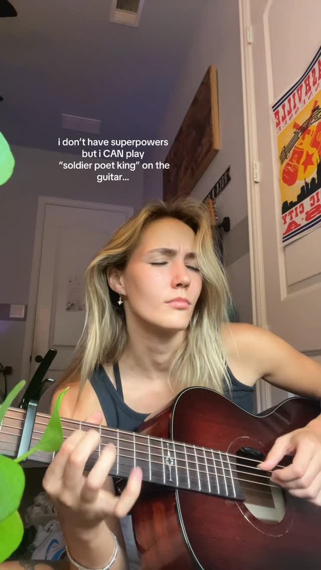 Post 9 by K A Y L I on Instagram (video)