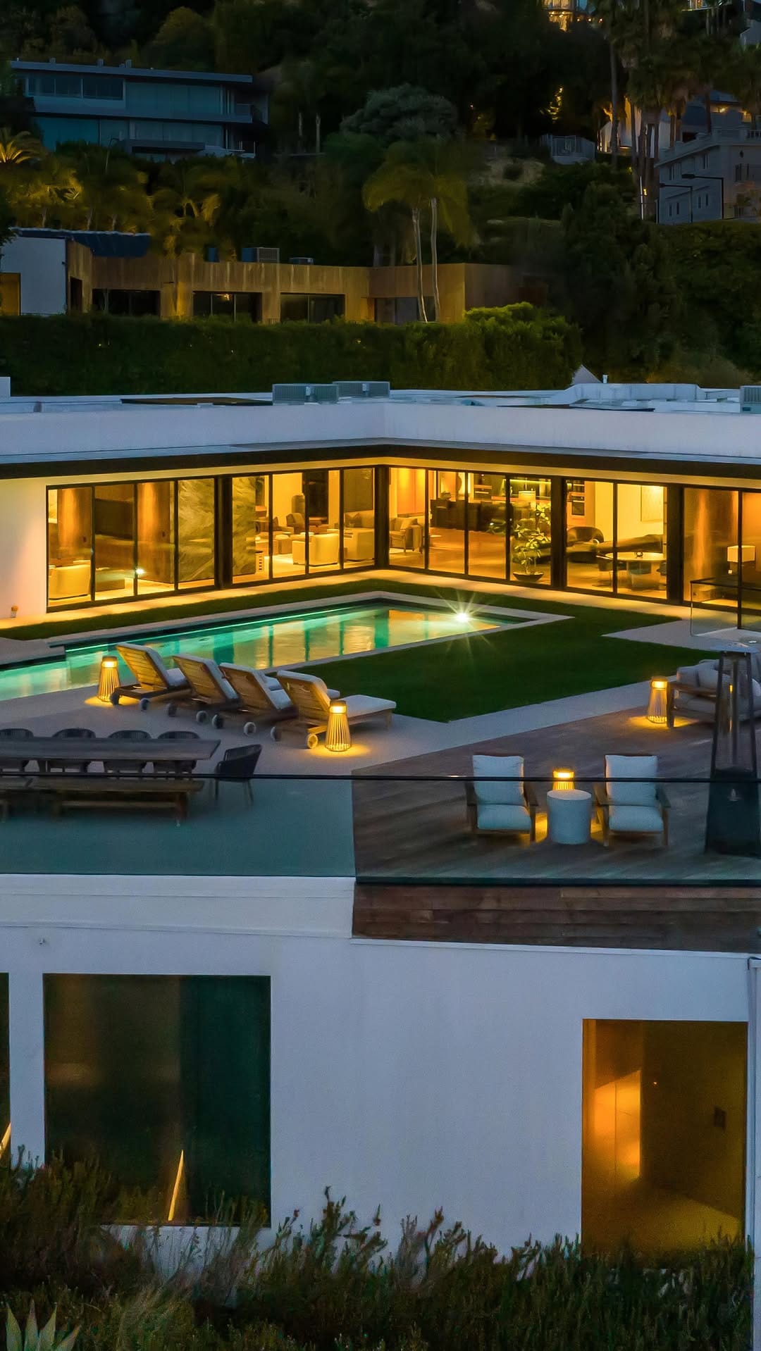 Post 10 by OUR LOS ANGELES HOME on Instagram (video)