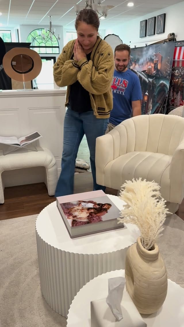 Post 6 by Angel Carter on Instagram (video)