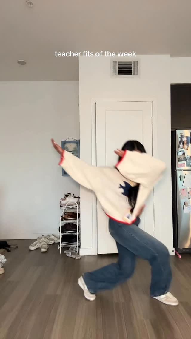 Post 8 by Miss Darlene ✧ 5th Grade Teacher 🫶🏼 on Instagram (video)