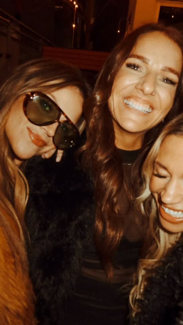 Post 6 by Tia Montgomery⚡️Makeup Artist on Instagram (video)