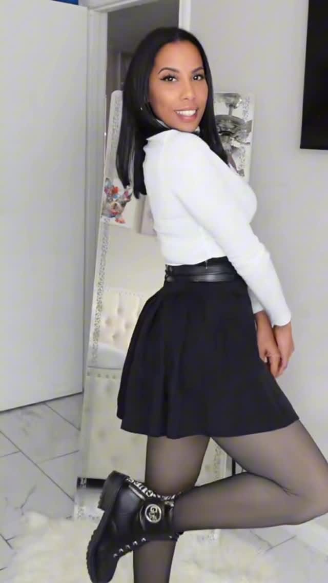 Post 9 by LA YARI 🇨🇺🇪🇸🇺🇸 on Instagram (video)