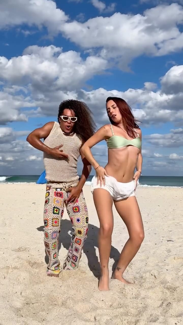 Post 6 by ALEX DANCE 🇨🇴 on Instagram (video)