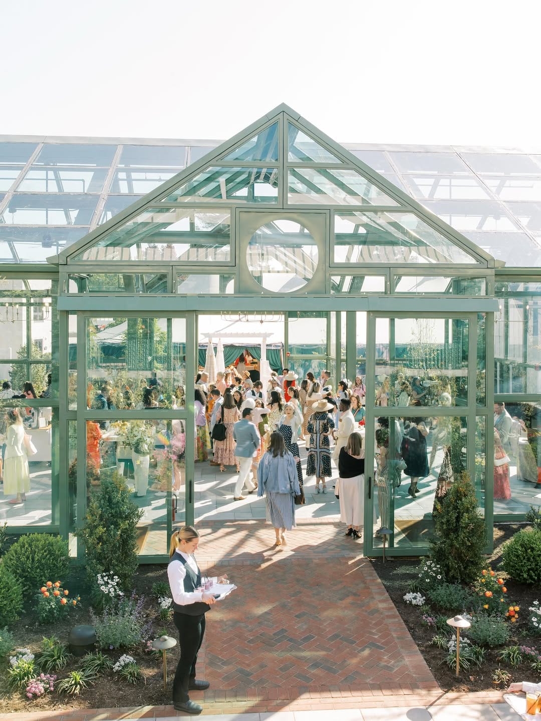 Post 4 by Lauren Bliss on Instagram (carousel)