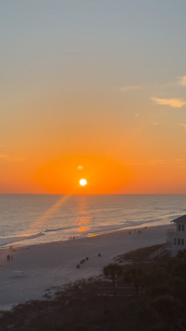 Post 5 by Gene Acres on Instagram (video)