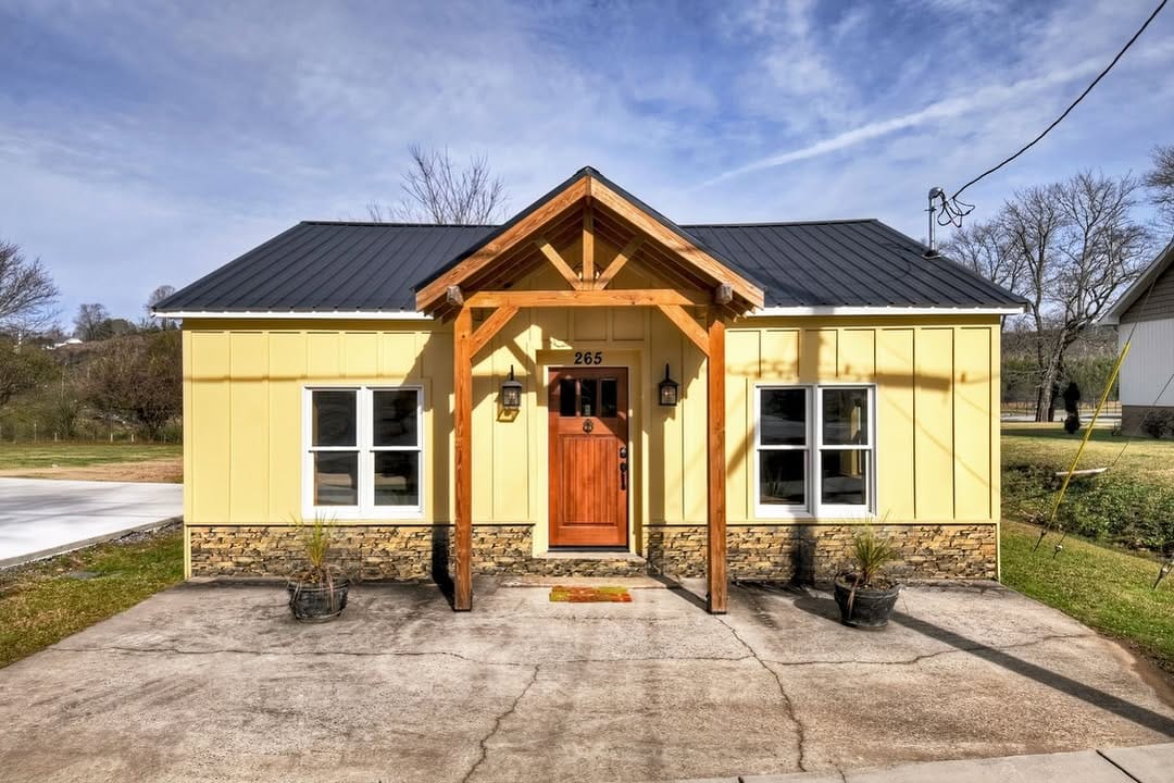 Post 3 by Cuddle Up Cabin Rentals on Instagram (carousel)