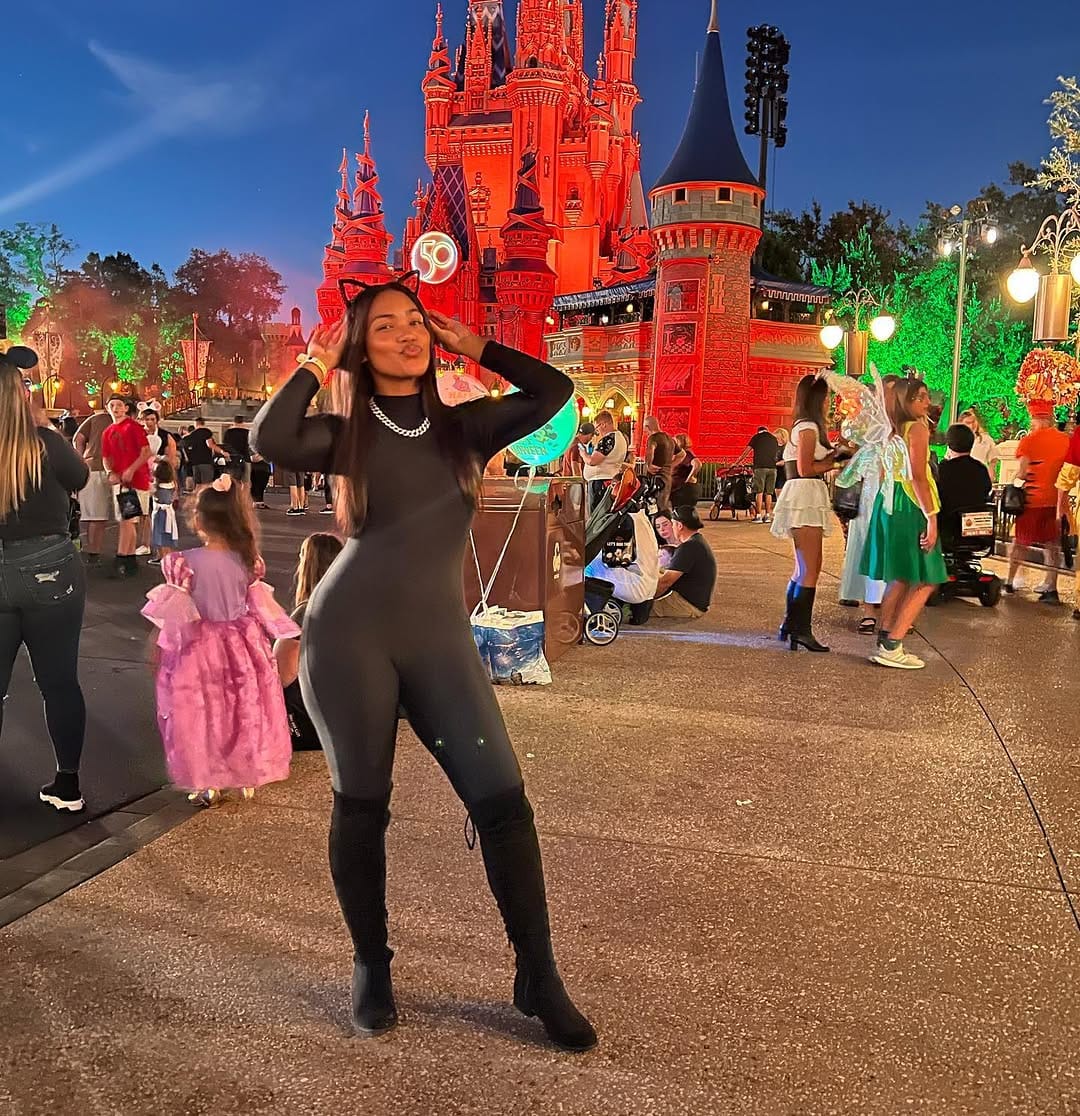 Post 10 by Jasmine Jade on Instagram (carousel)