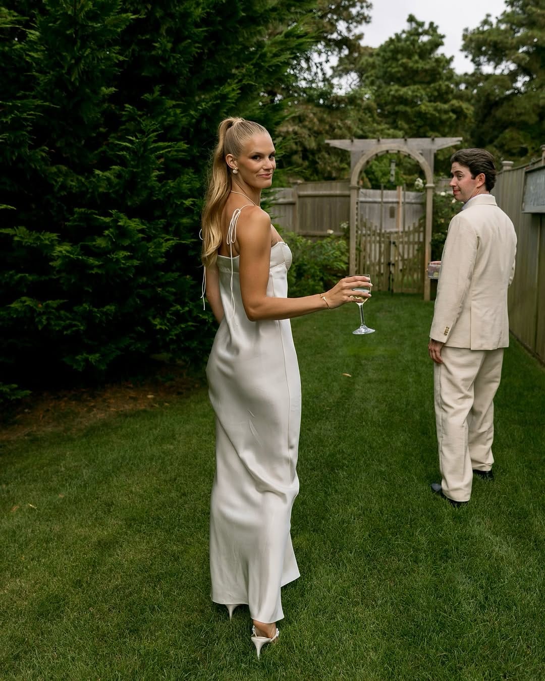 Post 9 by Jessie Barksdale | 30A + Destination Wedding Photographer on Instagram (carousel)