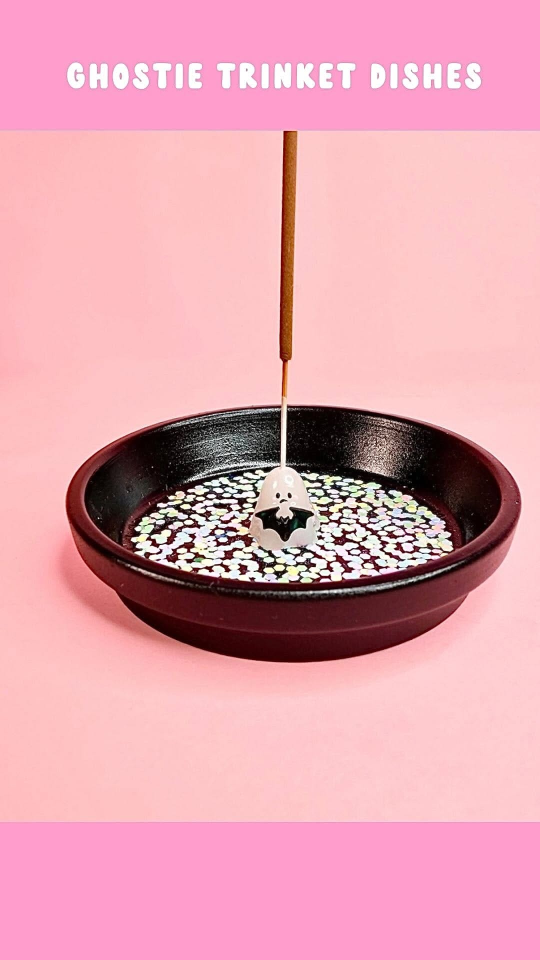 Post 5 by Faheema • Colorful Artist on Instagram (video)