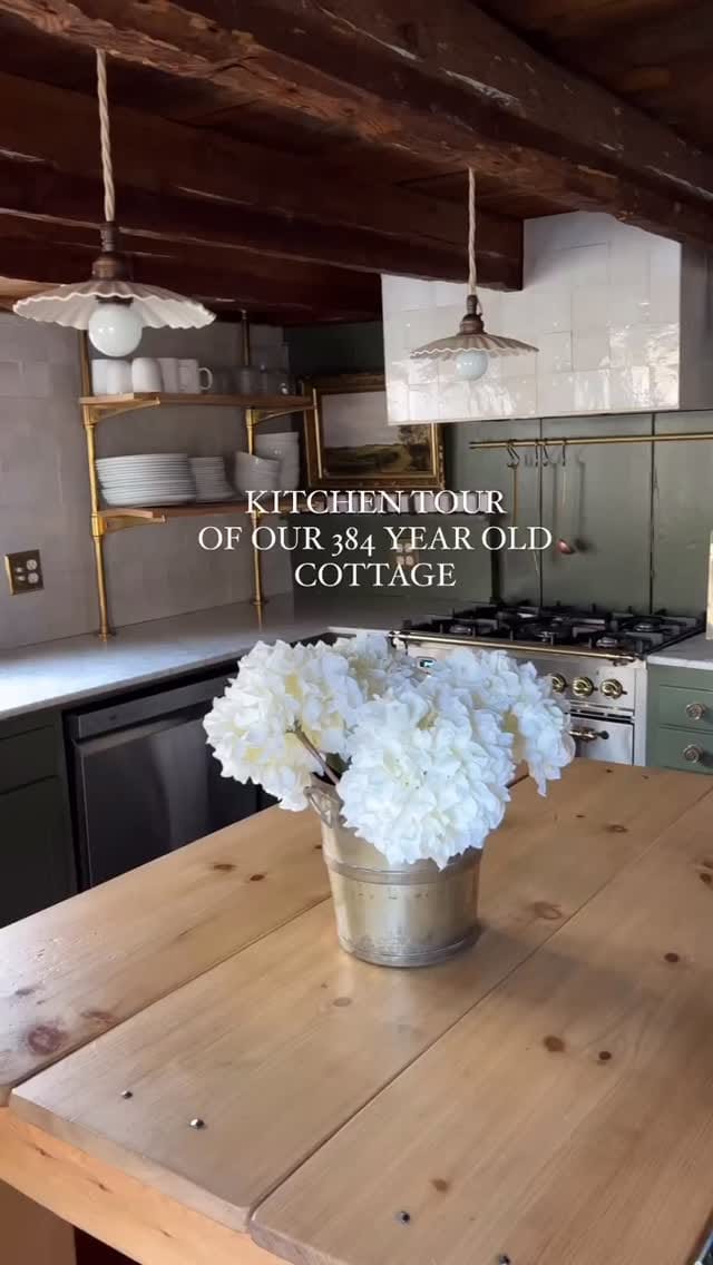 Post 7 by Created by Watts Design House on Instagram (video)