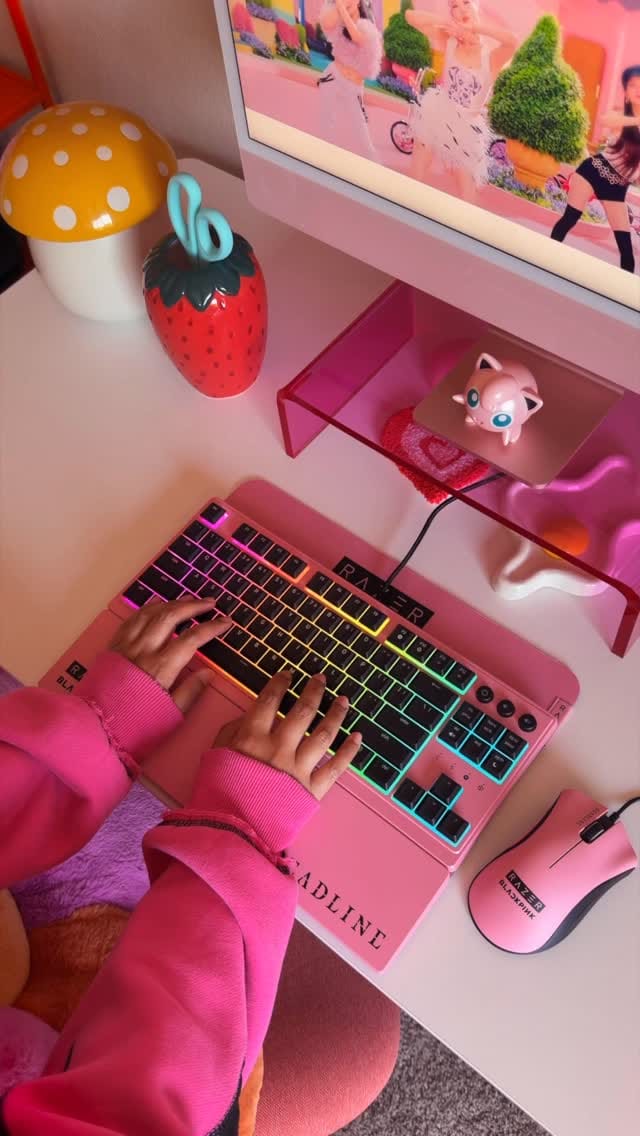 Post 6 by ★ elle ★ on Instagram (video)