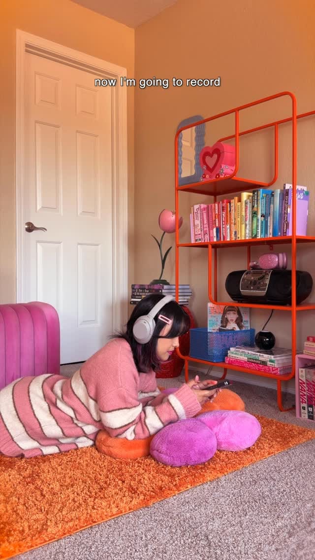 Post 3 by ★ elle ★ on Instagram (video)