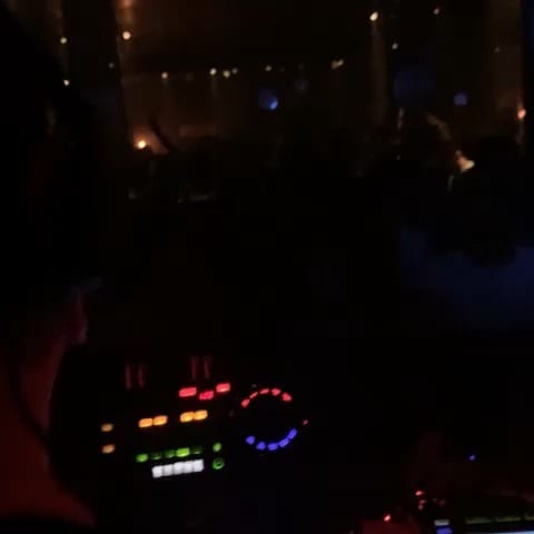 Post 4 by Billy Everywhere on Instagram (video)
