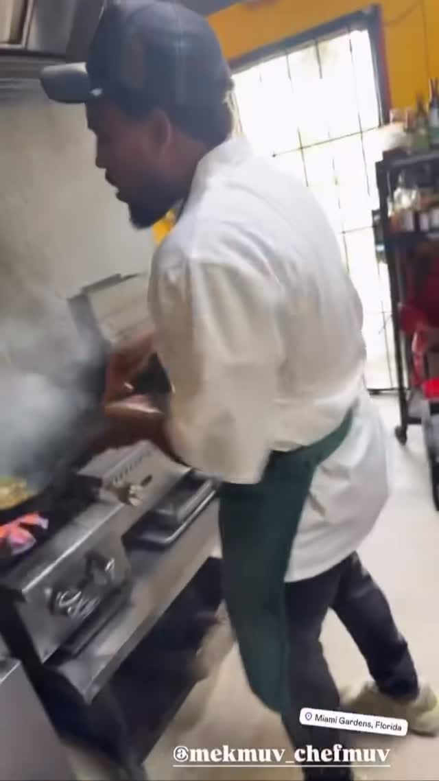 Post 2 by I CHEF I SHOOT I MEKMŪV on Instagram (video)
