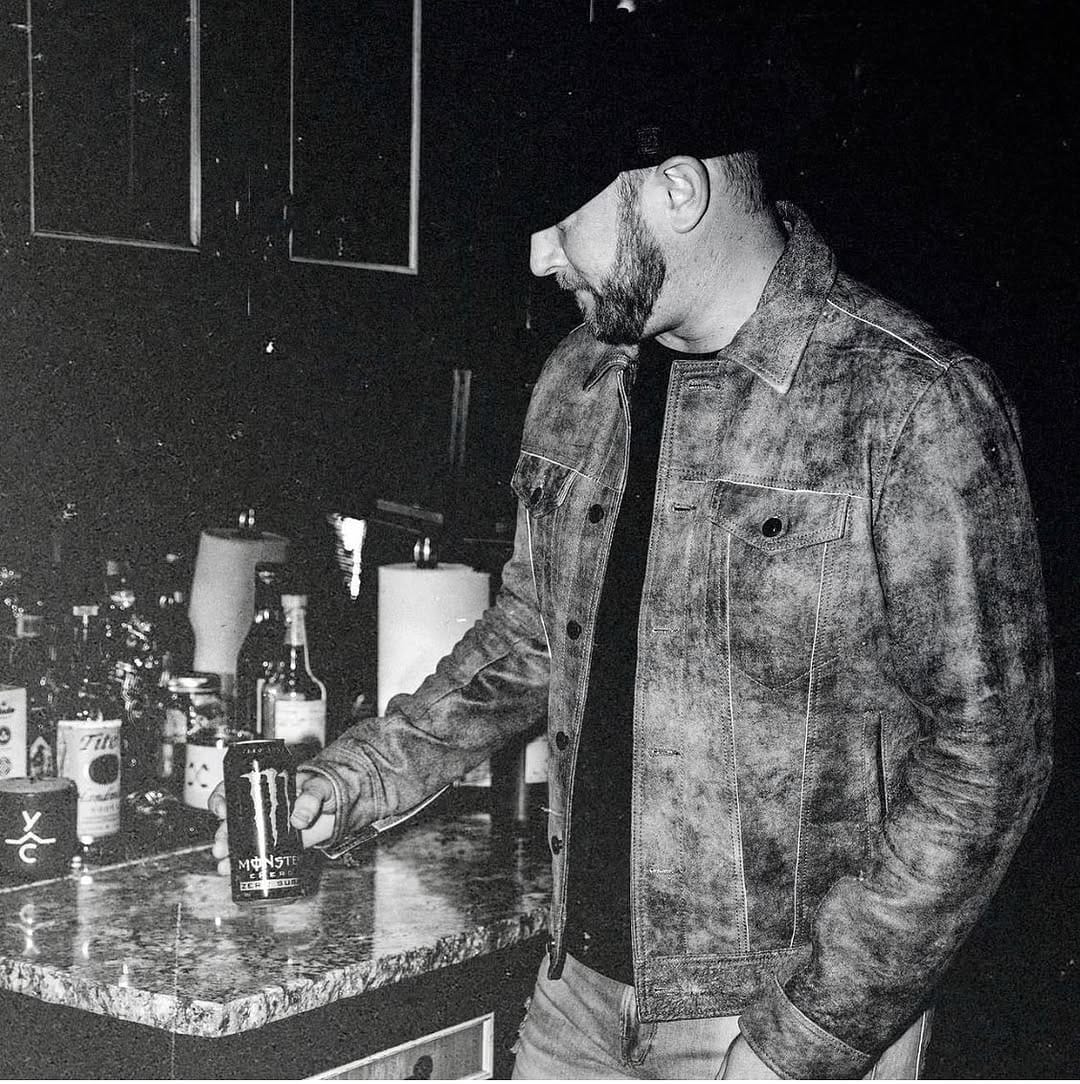 Post 9 by Cole Swindell on Instagram (image)