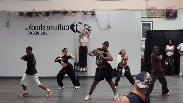 Post 4 by The WildCard🤴🏾 on Instagram (video)