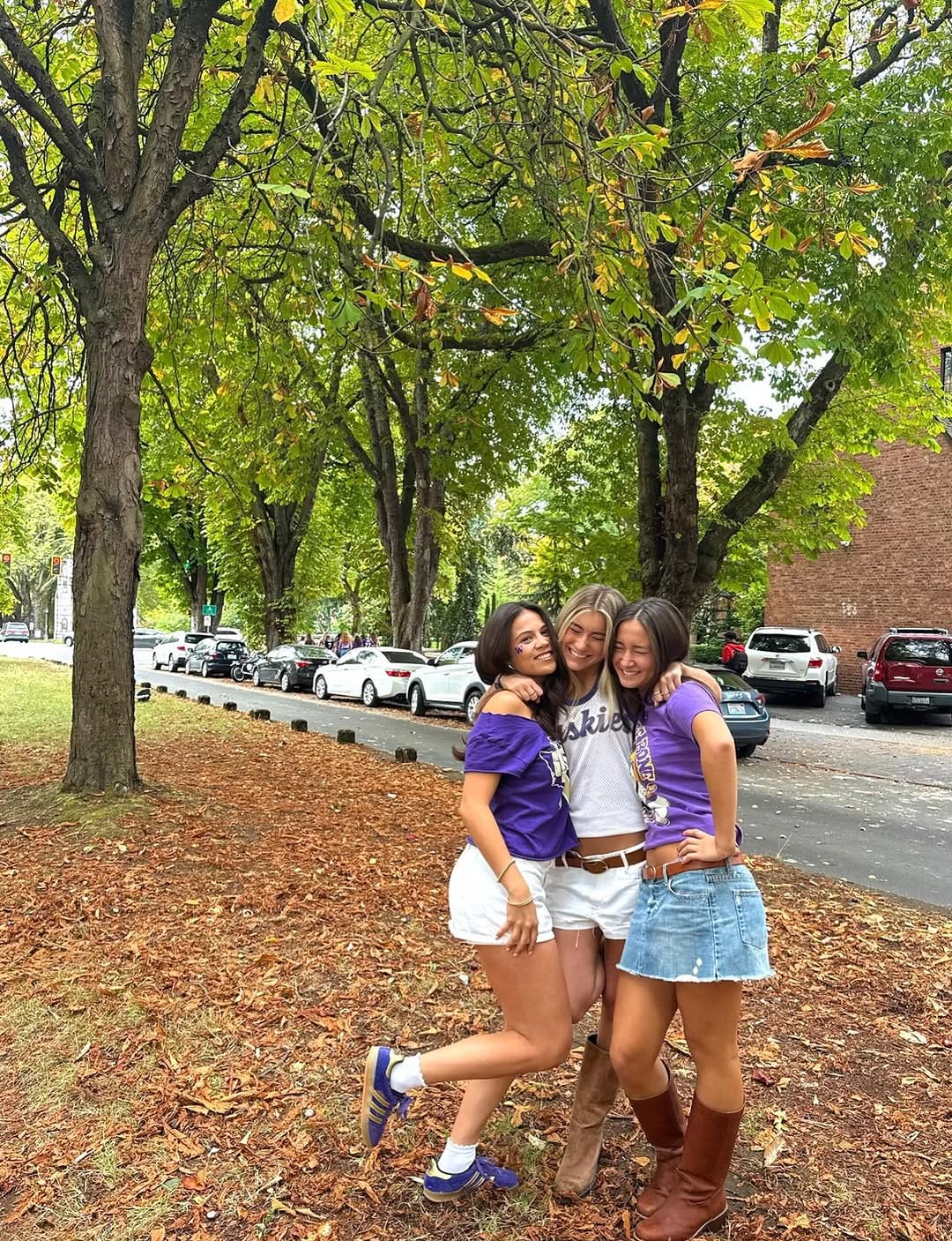 Post 4 by UW Κappa Alpha Theta on Instagram (carousel)