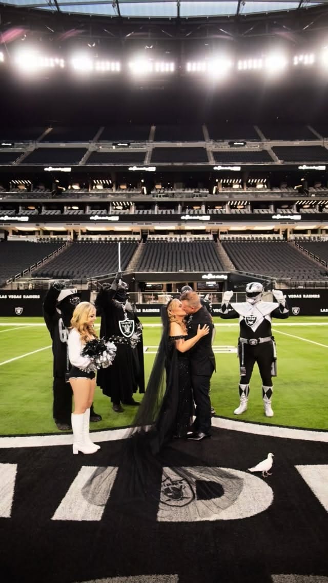 Post 8 by Las Vegas Photographer on Instagram (video)