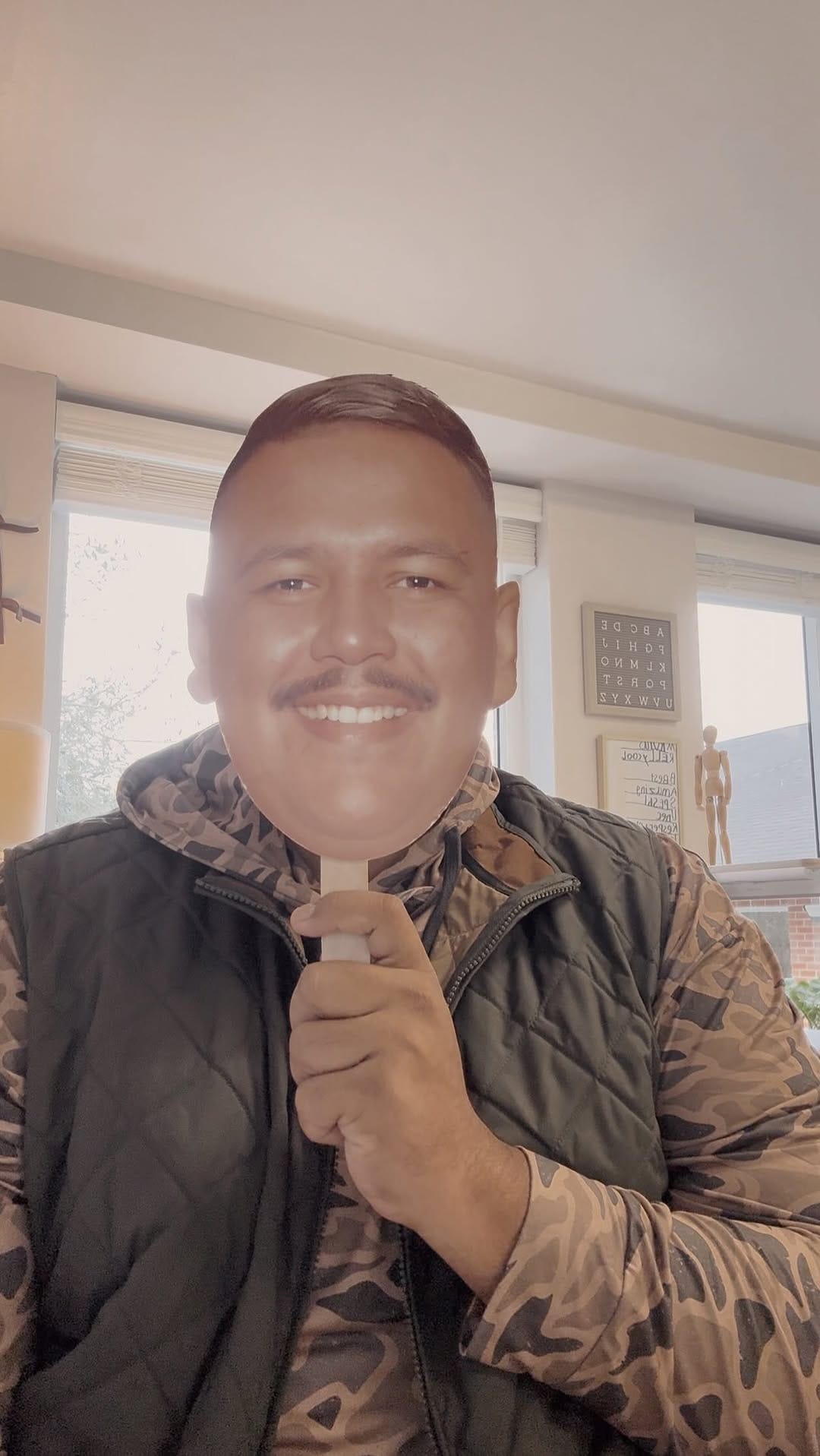 Post 2 by Mr. Basurto on Instagram (video)