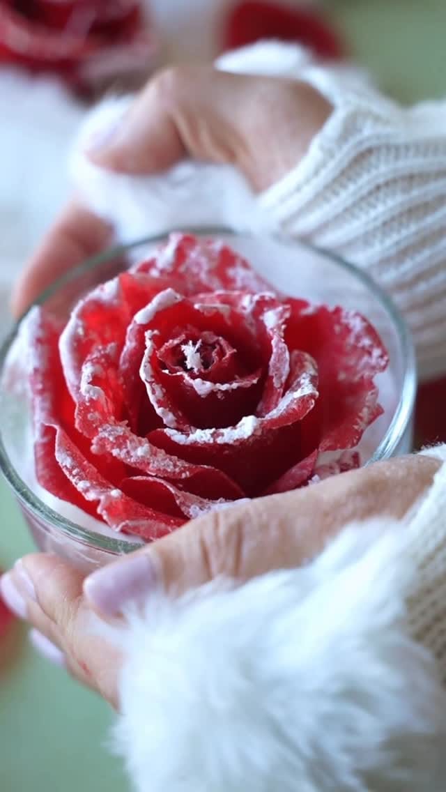 Post 9 by Zara sweet art on Instagram (video)