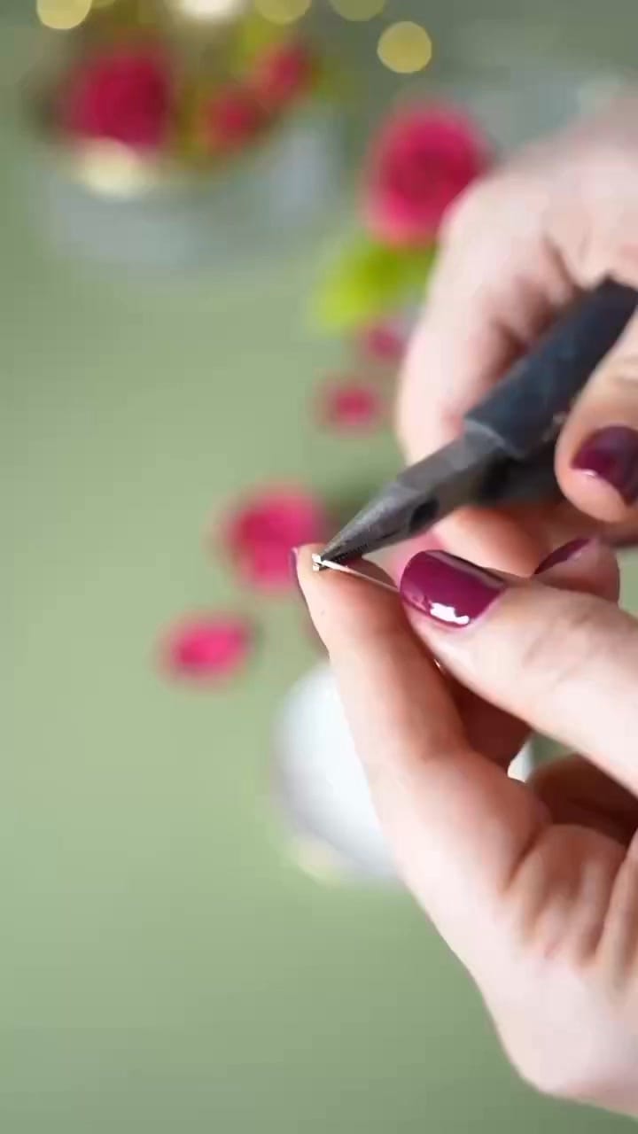 Post 8 by Zara sweet art on Instagram (video)