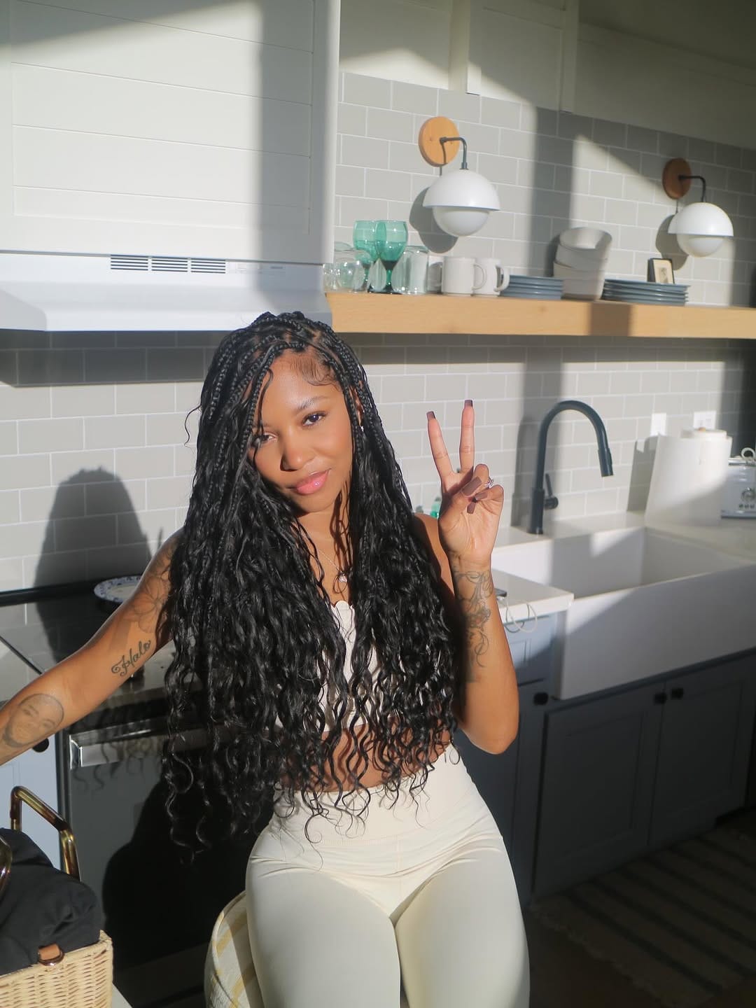 Post 2 by Mia | DMV Braid Artist + Educator on Instagram (carousel)
