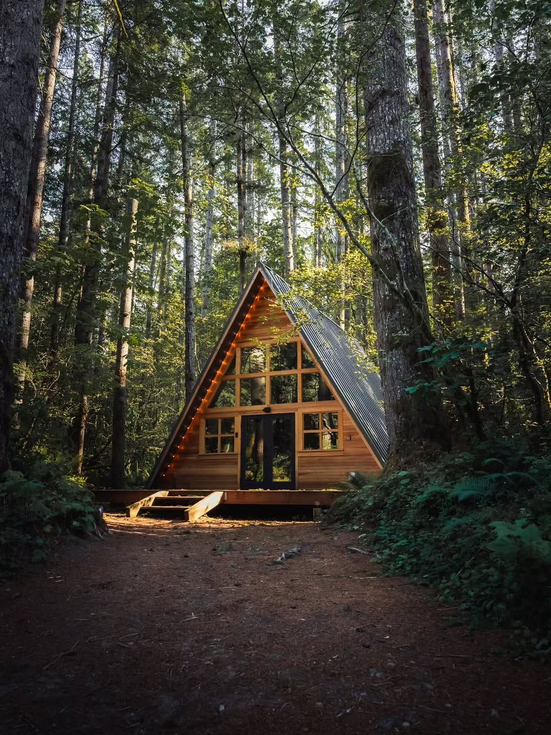 Post 8 by PNW Cabin Co. — Tye Haus, Sky Haus, & More on Instagram (carousel)