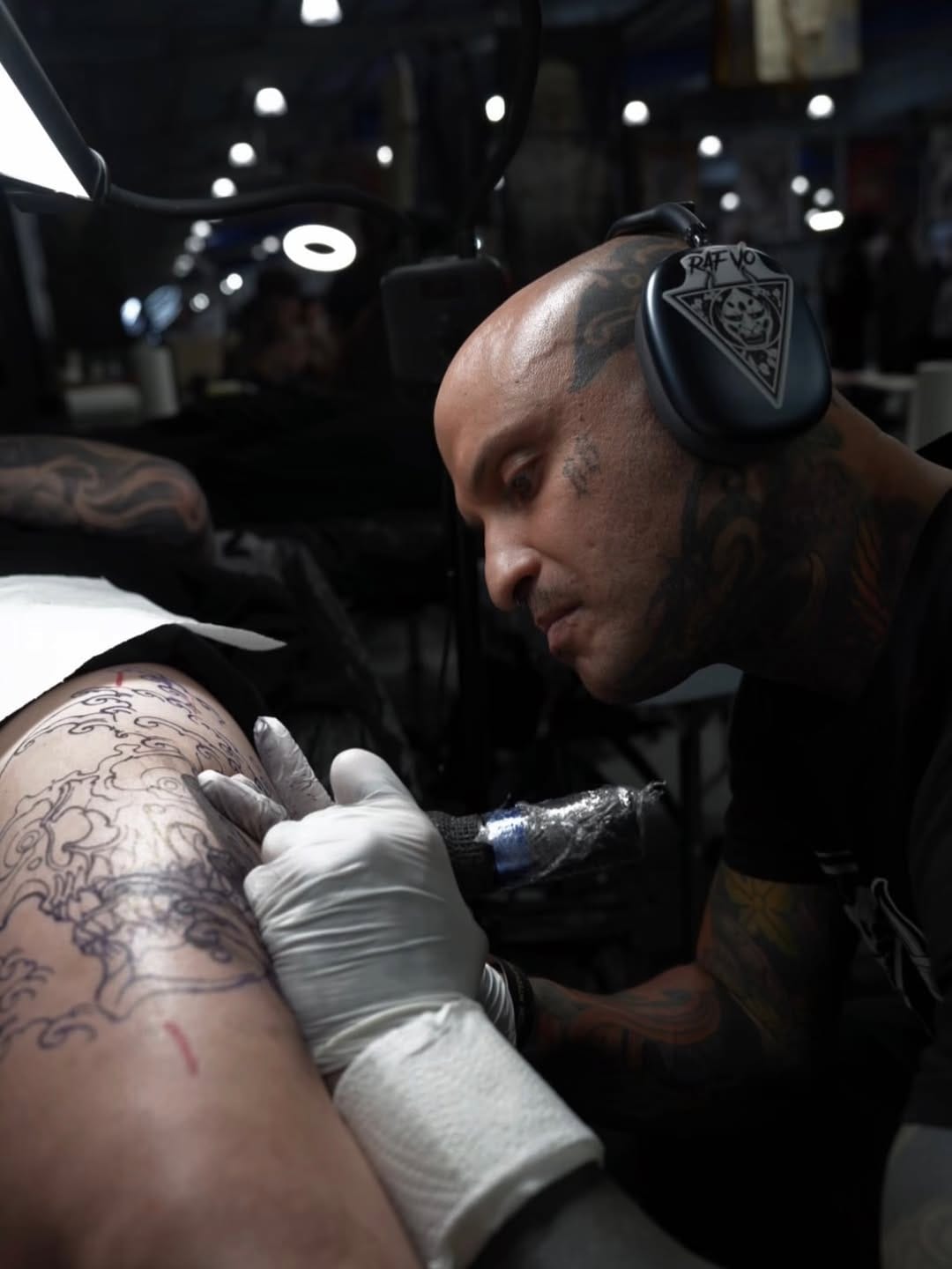 Post 6 by Raf VO Japanese Tattoo on Instagram (carousel)